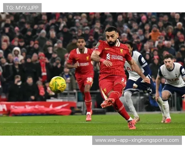 欧文：恩古莫哈等新星现在还不足以首发，利物浦应全力争夺足总杯-直播吧